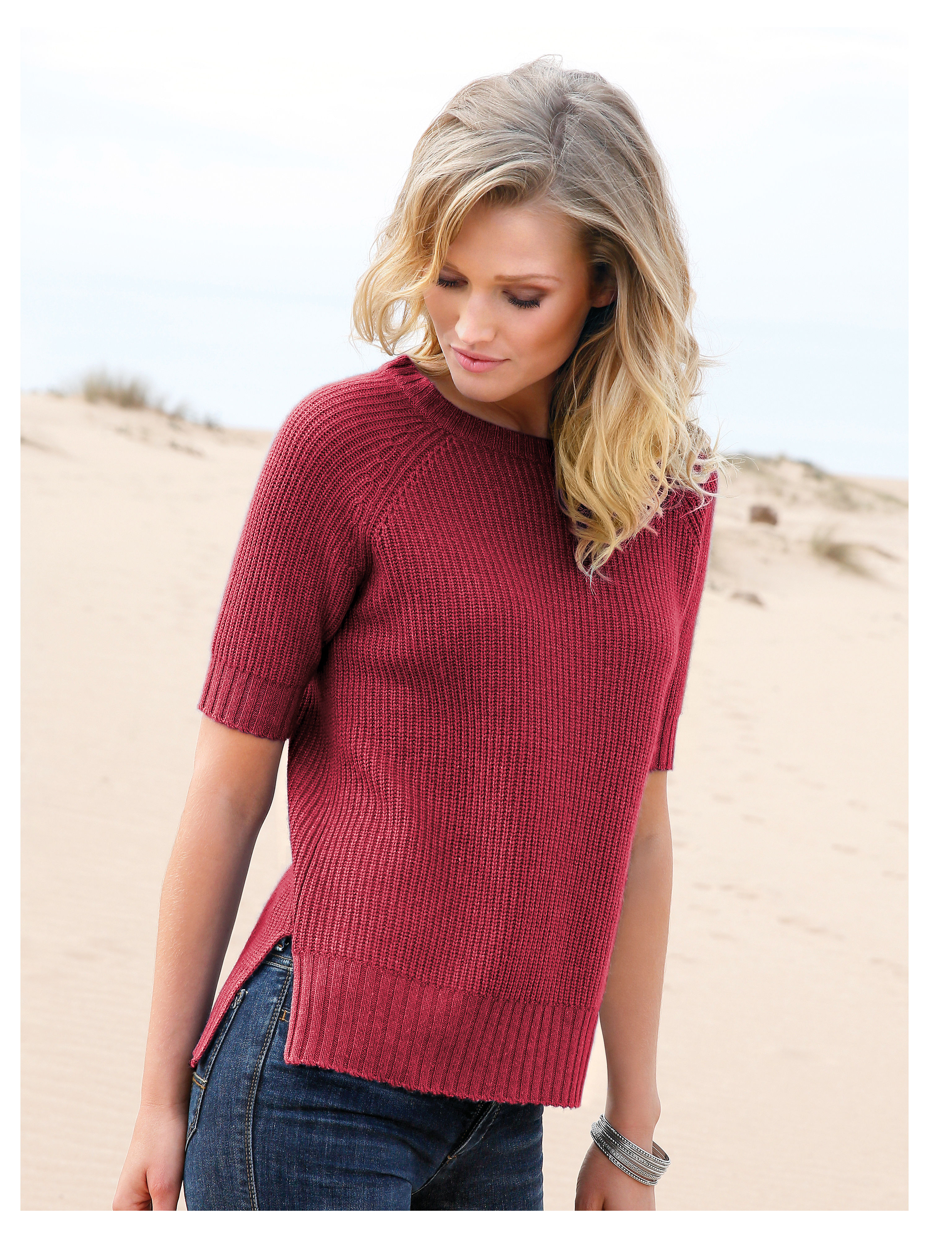 Le pull, encolure dégagée, manches courtes raglan de Peter Hahn rouge taille 50